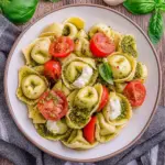 Tortellini Salat mit Pesto (schnelles Rezept)