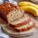 Bestes Bananenbrot Rezept – einfach, saftig & so lecker