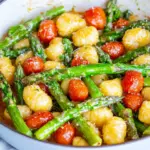 Gnocchi mit Pesto & grünem Spargel (einfaches Rezept)